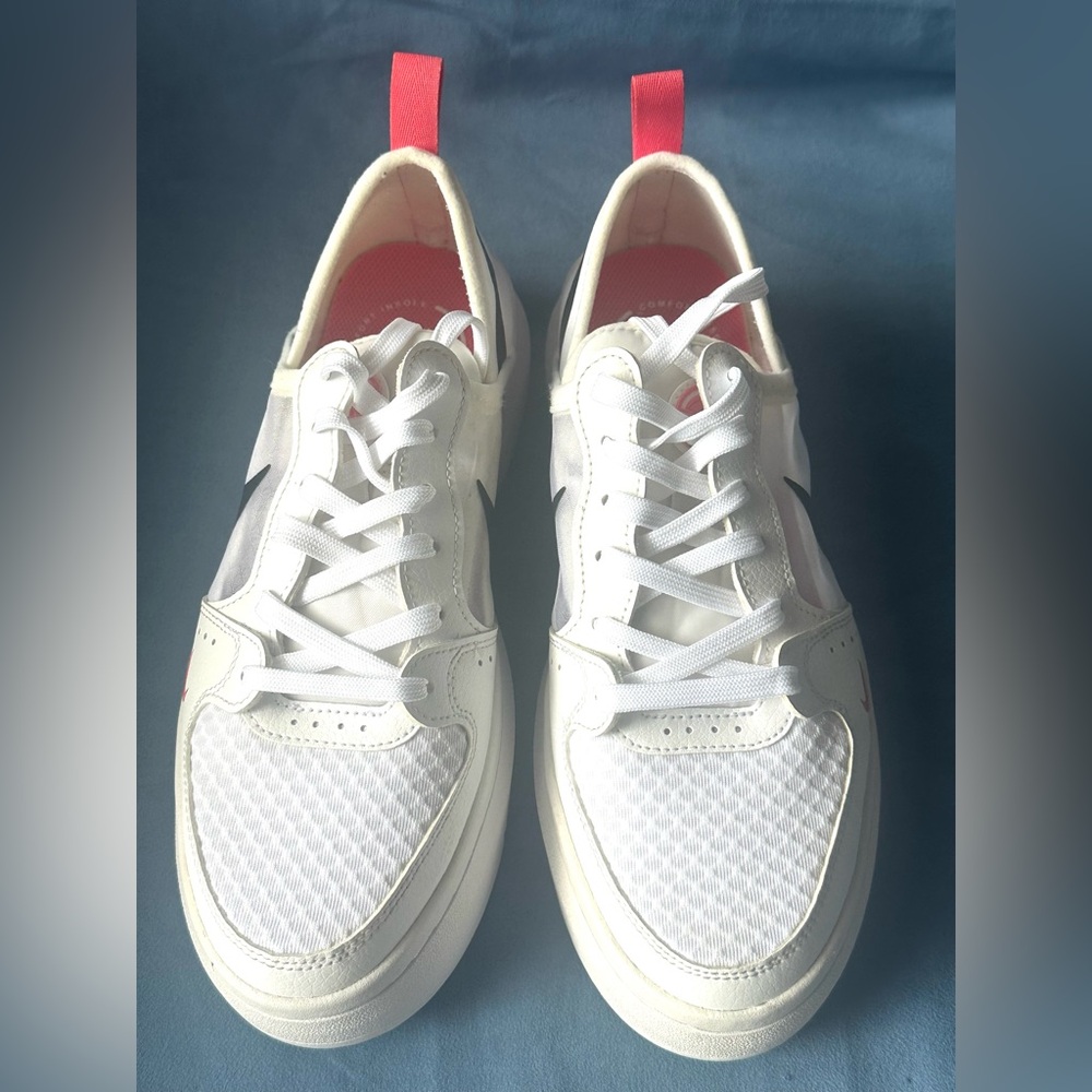 Nike Women’s Court Vision Alta Platform - size 9